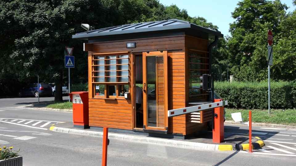 Insignia Security Services (14) Insignia Security Services (14)